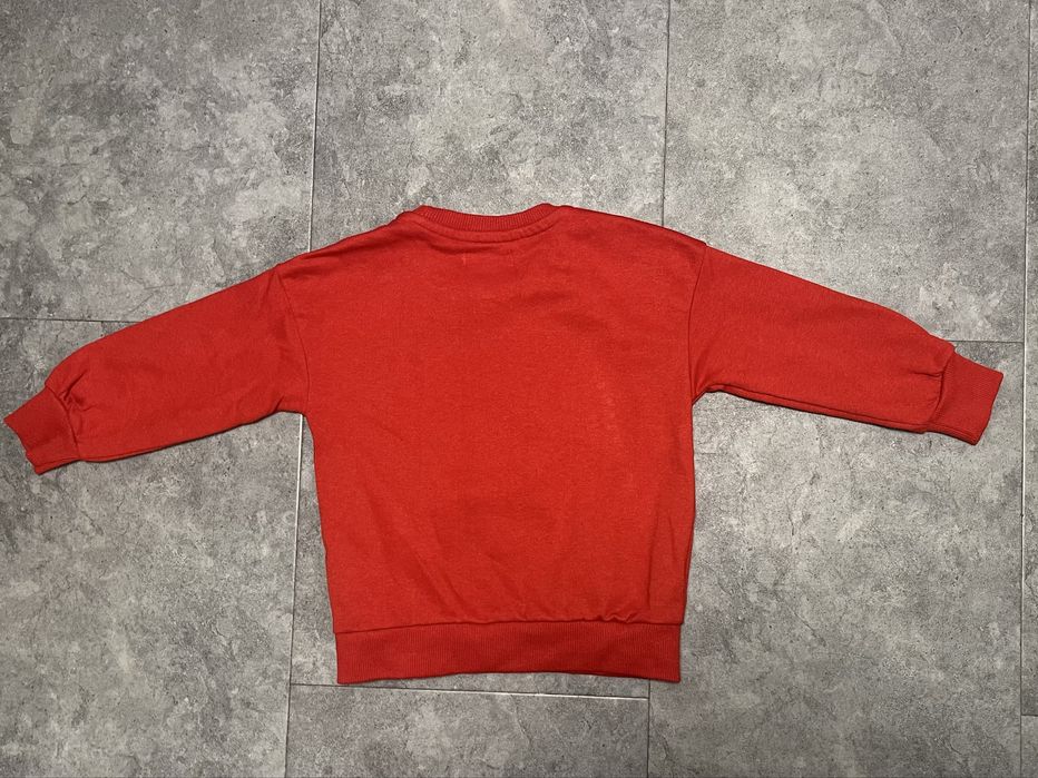 Czerwona bluza Grinch Sinsay rozmiar 104