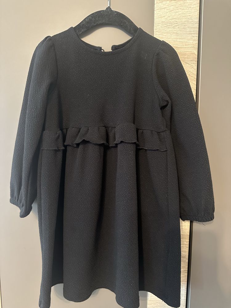 Sukienka z falabankami H&M