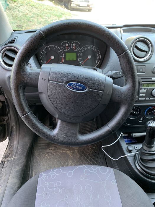 Ford fiesta 2008р. 1.4 бензин