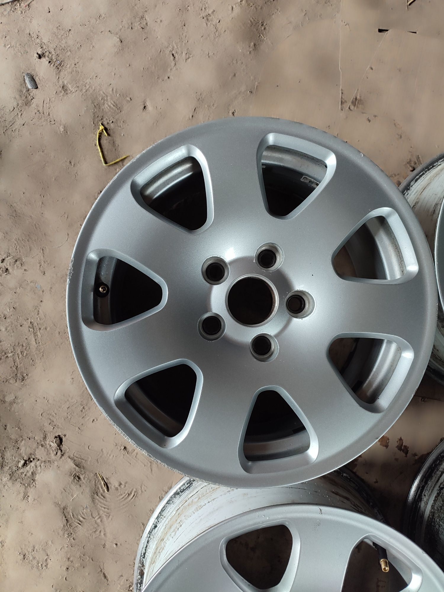 Продам титанові диски audi