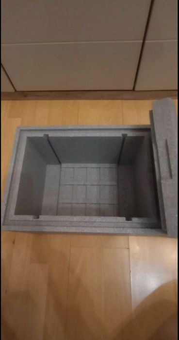 Pudełko styropianowe małe