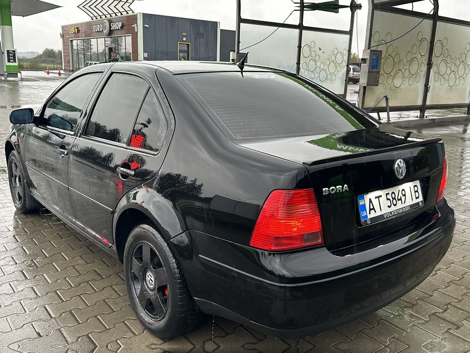 Фольсваген Бора / 1.6 Бензин