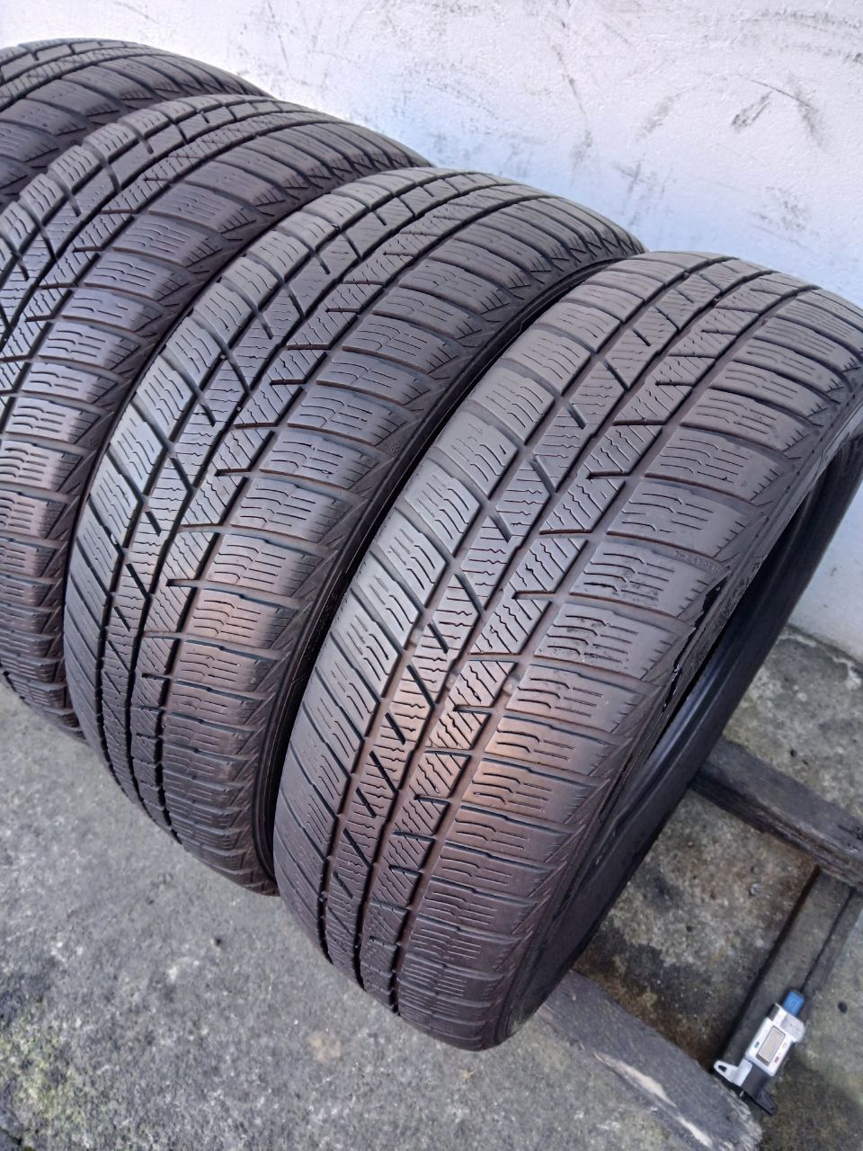 Шини Barum 185 60 R 15 4шт Зима (0140) Резина 2019рік