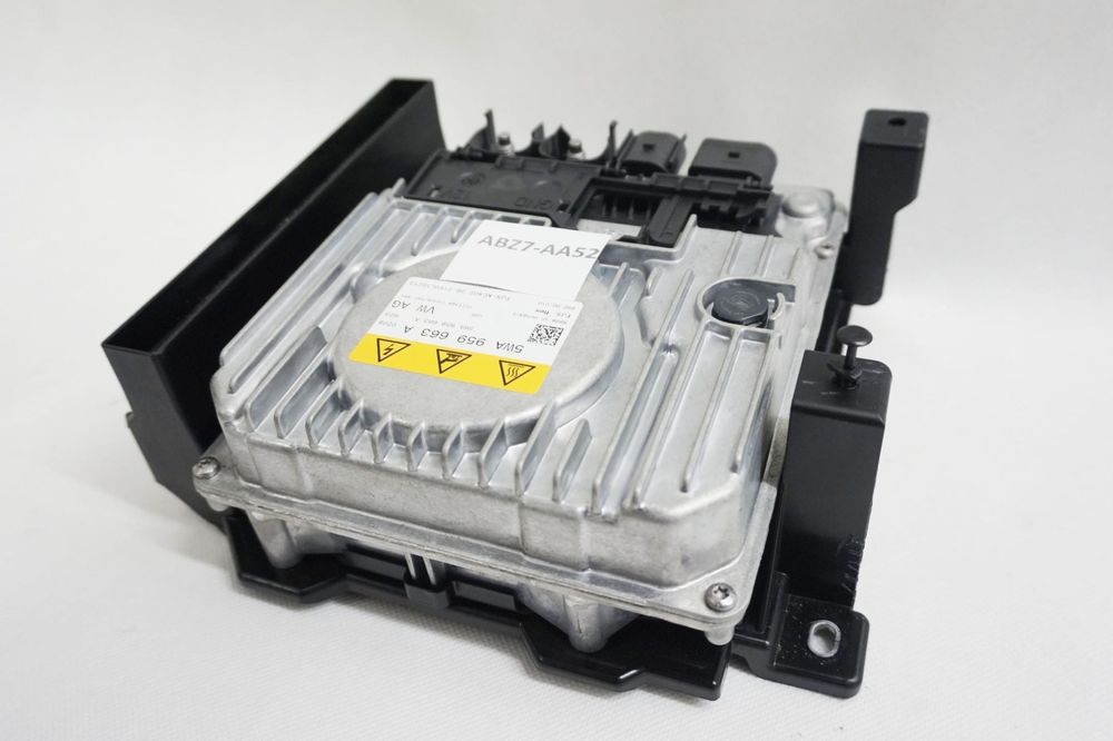 PRZETWORNICA NAPIĘCIA VW GOLF 8 VIII KOMBI 5WA959663A