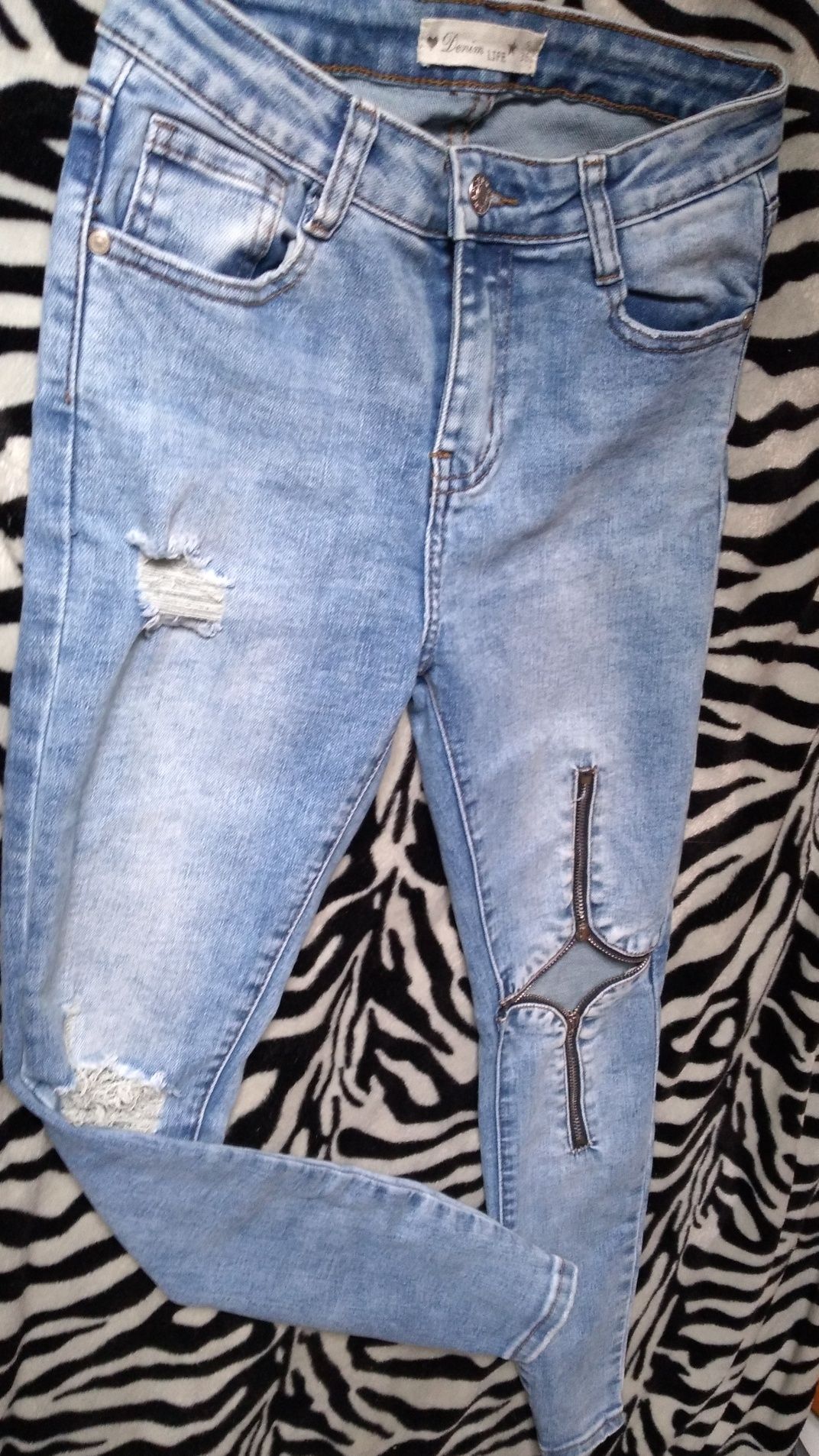 Damskie elastyczne miekkie jeansy S/M