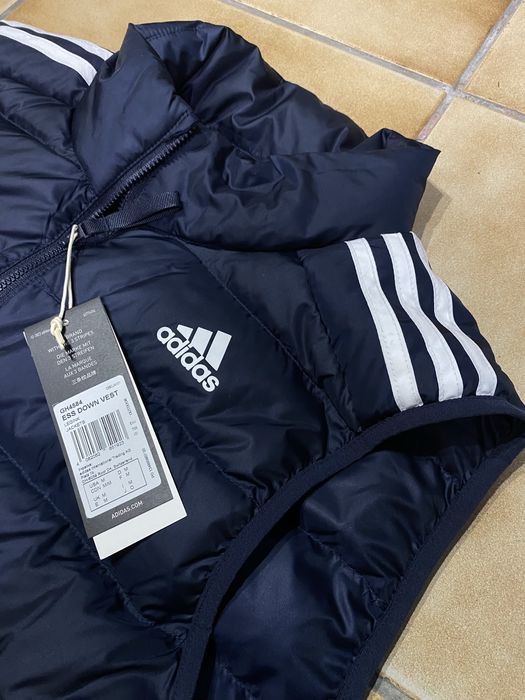 Пухова жилетка Adidas безрукавка Оригінал new жилет темно-синя адідас