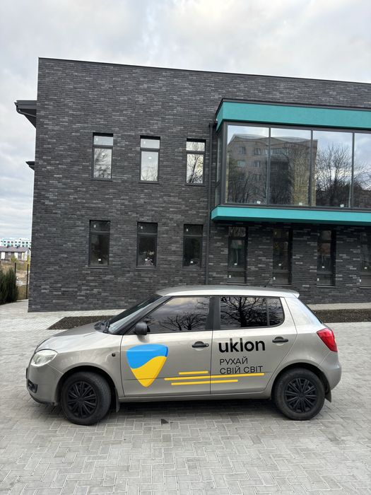 Оренда Skoda Fabia 1.4 16V газ/бензин 3000/тиждень