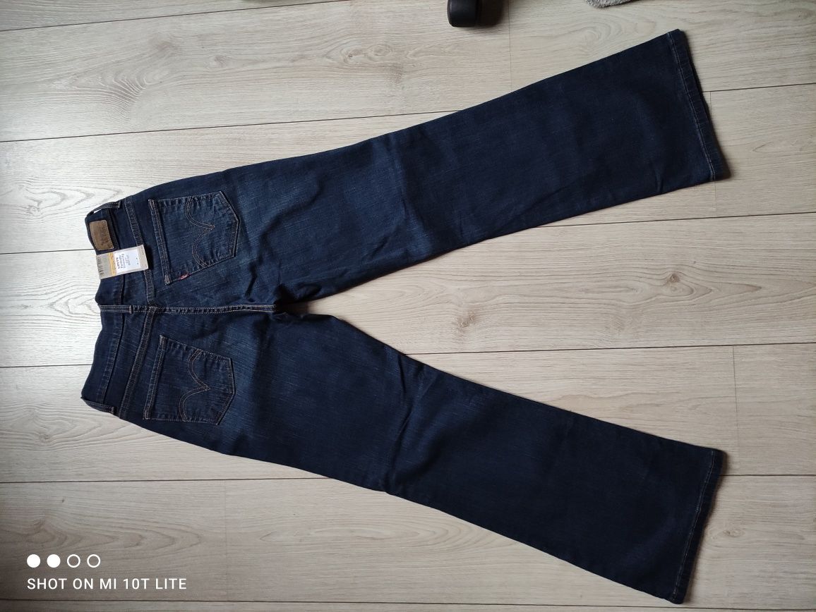 Nowe z metką oryginalne Levi's spodnie jeansowe dżinsy wysoki stan