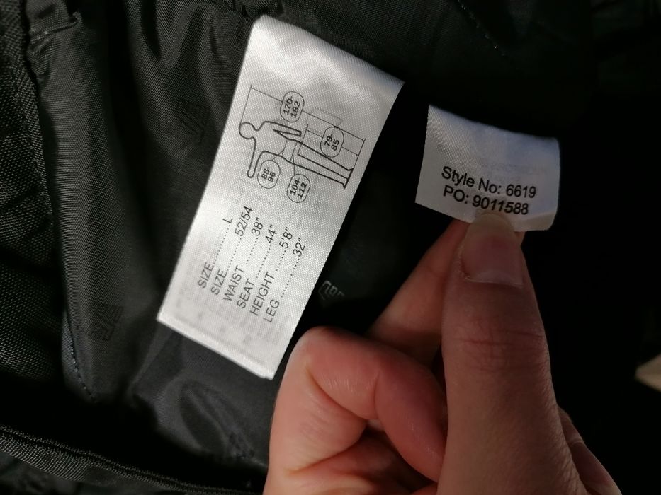 Nowe zimowe spodnie snickers workwear 6619 roz L mają wysoki stan