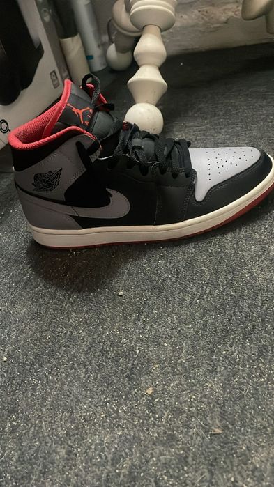 Jordan 1 Grey And Black