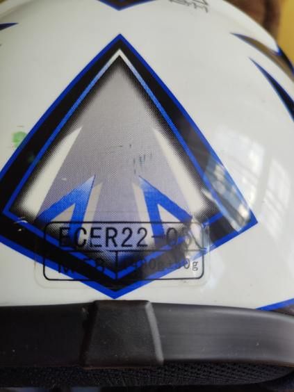 Kask motocyklowy UVEX