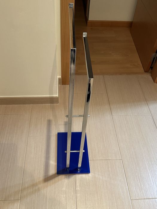 Suporte de toalhas para casa