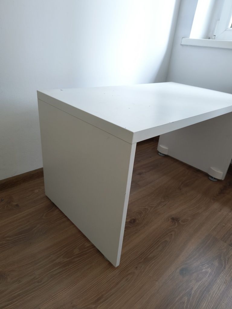 Stolik niski ikea