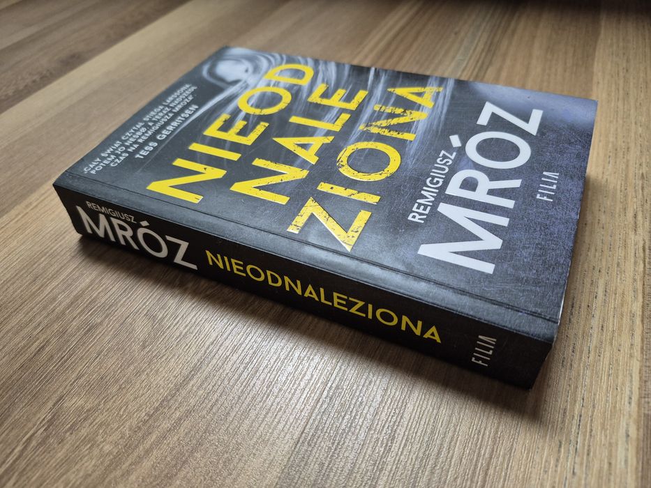 Remigiusz Mróz "Nieodnaleziona"