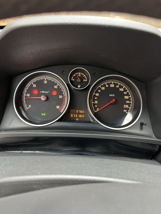 Продам Opel zafira b рестайлинг торг