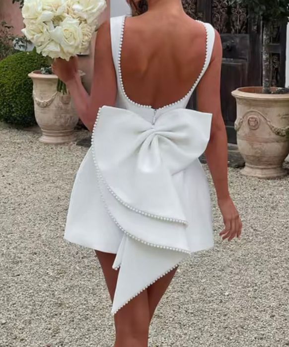 Elegancka Sukienka Mini (Idealna na Poprawiny/Ślub Cywilny)