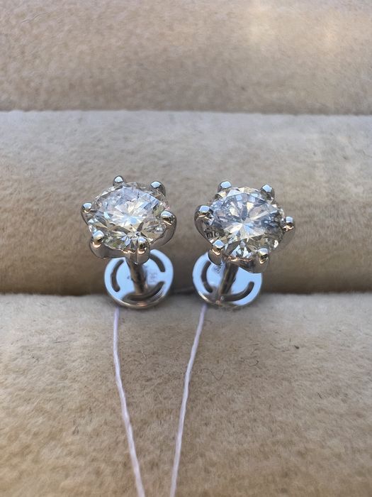 Золотые гвоздики с бриллиантами#пусети з діамантами#сережки діамантові