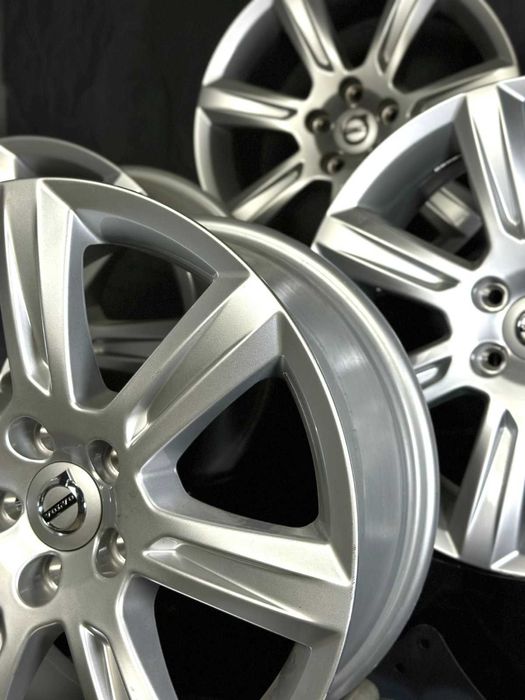 Диски Титани Легкосплавні 5x108 R17 8j et42 dia63.4 Volvo -NEW CE2