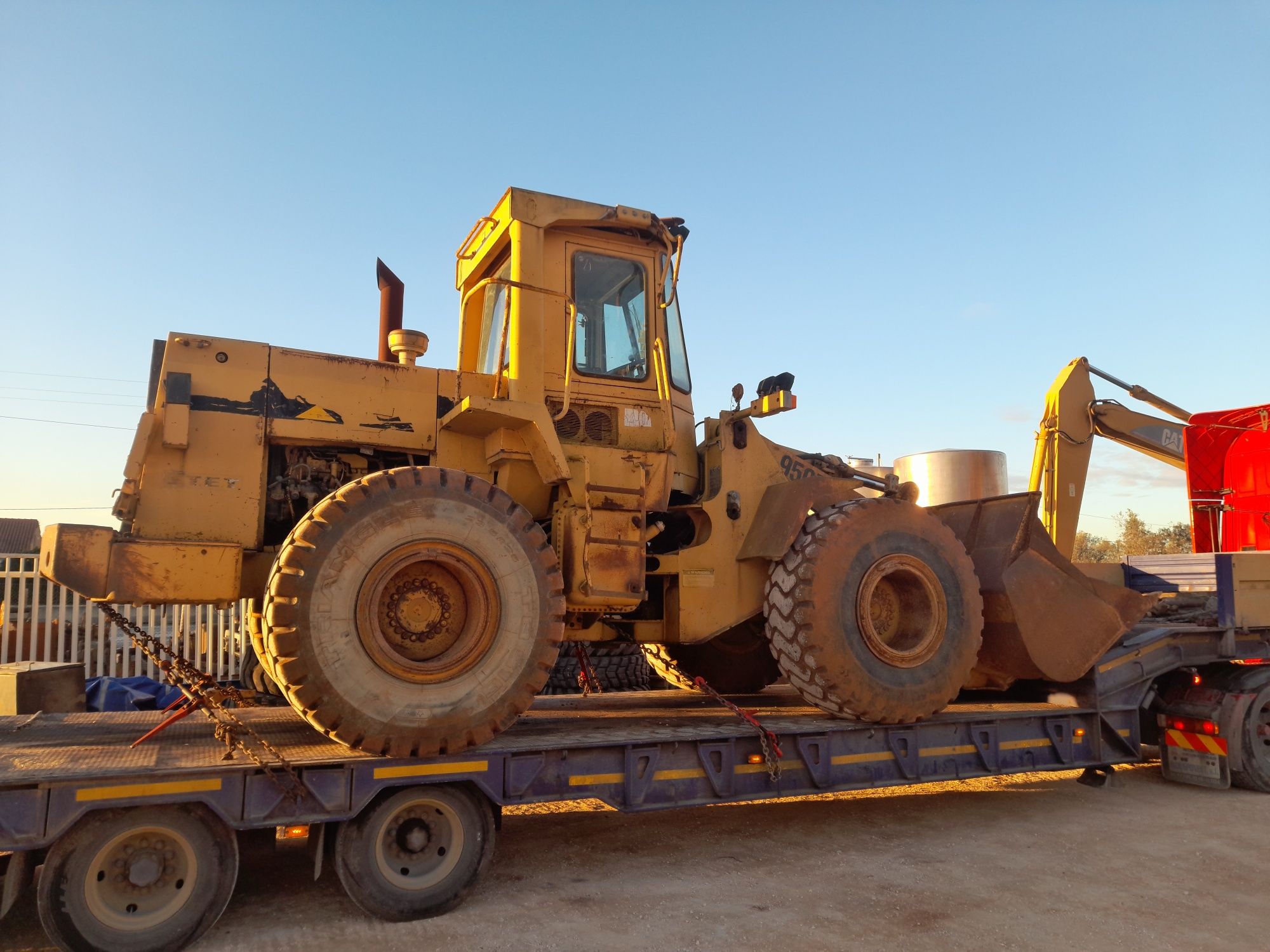 Caterpillar 950F pintura original
