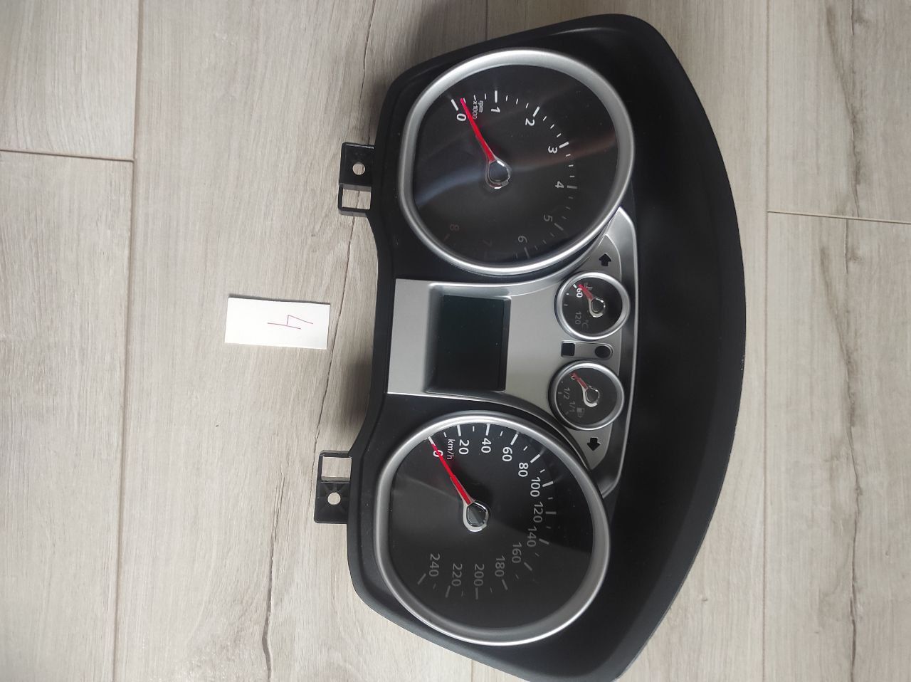 Приборна Панель Приладів Щиток Ford Focus 2 C-Max Форд Фокус 2

2699 г