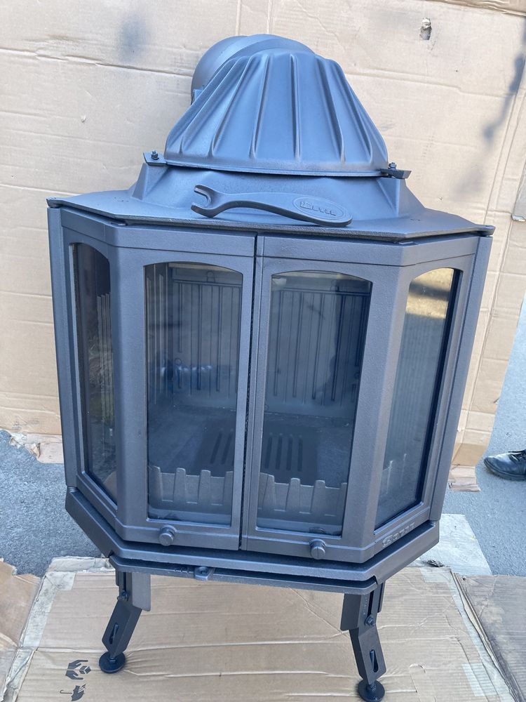 Камінна топка Jotul Dovre