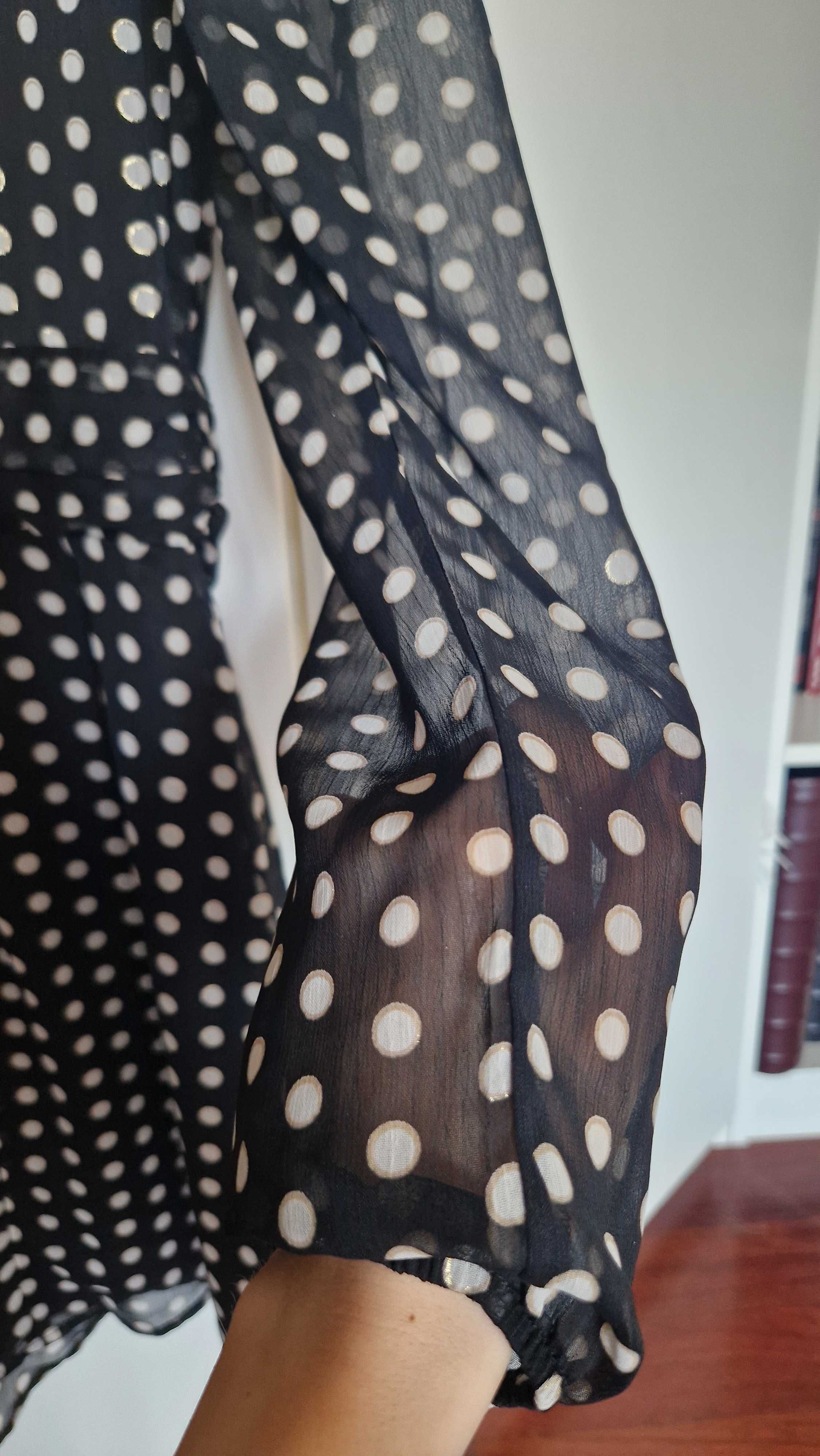 Elegancka czarna sukienka w  białe pozłacane kropki