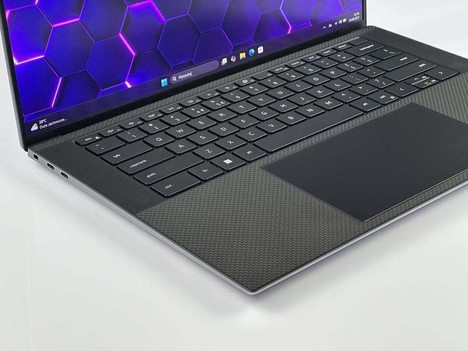 Laptop DELL Precision 5570 | i7-12700H / FHD+ / RTX A1000 / US / FV23%