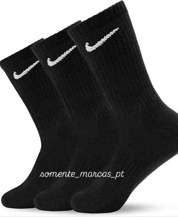 Kit 5 Pare de Meias Nike tubo longo (brancas/pretas) melhor qualidade