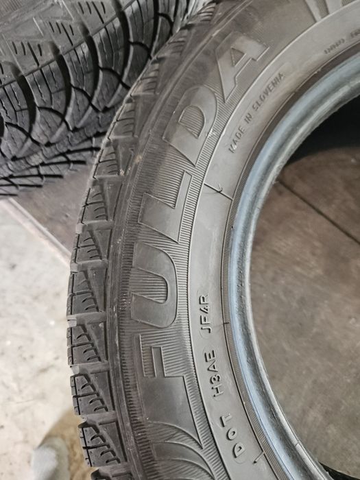 Opony 195/65 R 15 91 H zimowe Nokian i Fulda i letnie Uniroyal