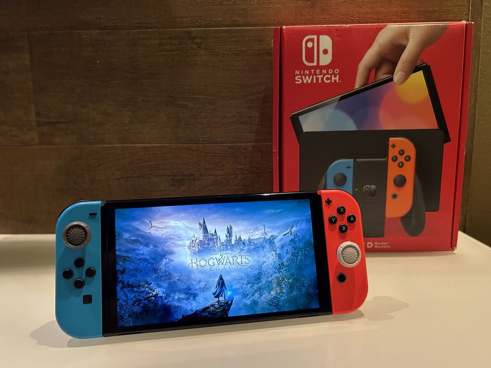 Nintendo Switch Oled Desbloqueada 256Gb + extras