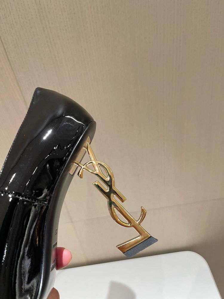 Туфлі чорний лак/шкіра YSL
