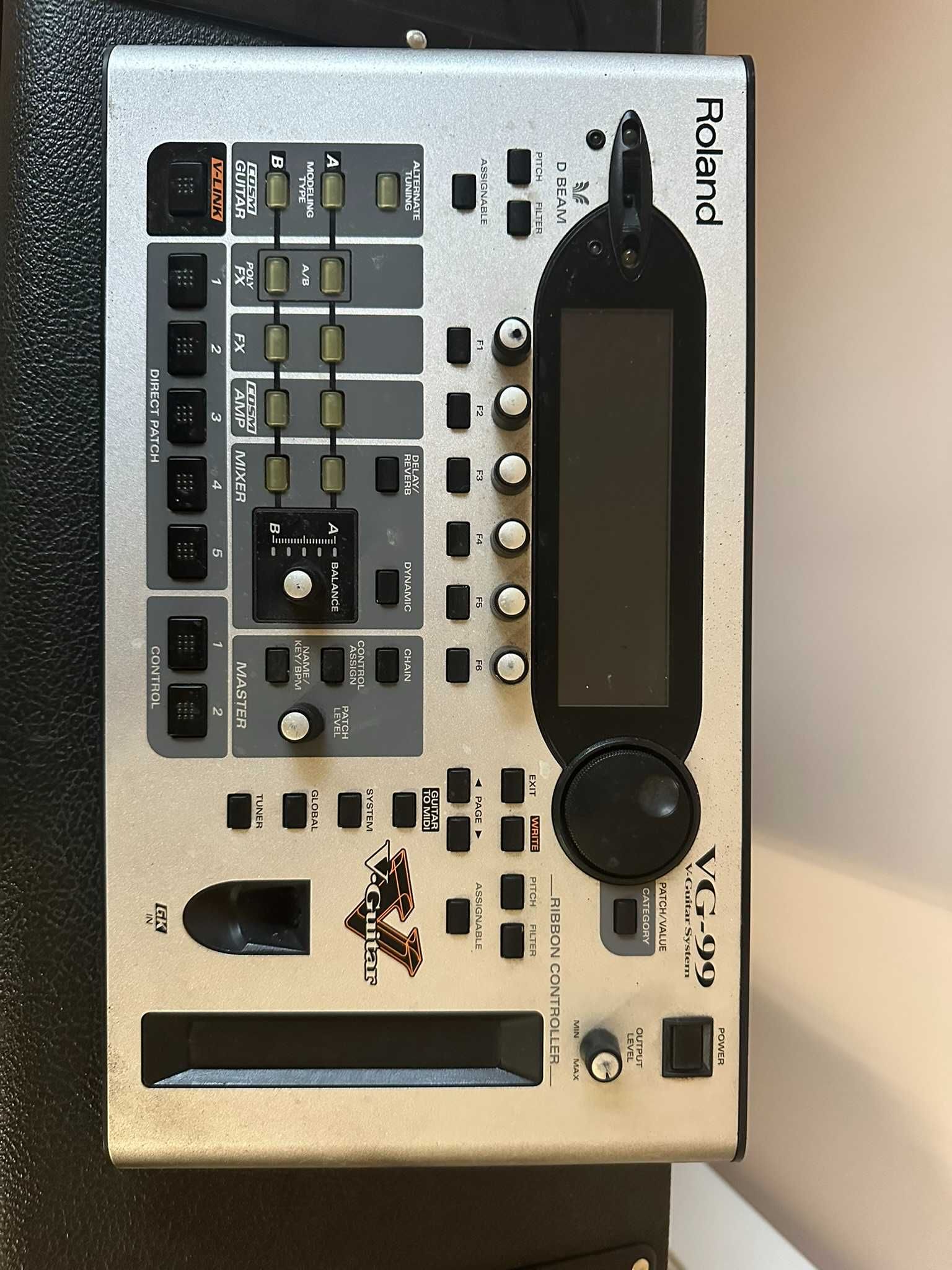Roland VG-99 procesor gitarowy, syntezator systemu gitarowego, używany