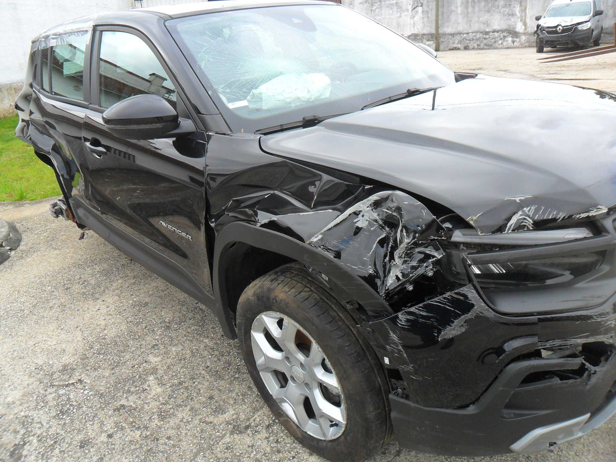 Jeep Avenger 1.2 GSE T3 Altitude 130CV (2024)