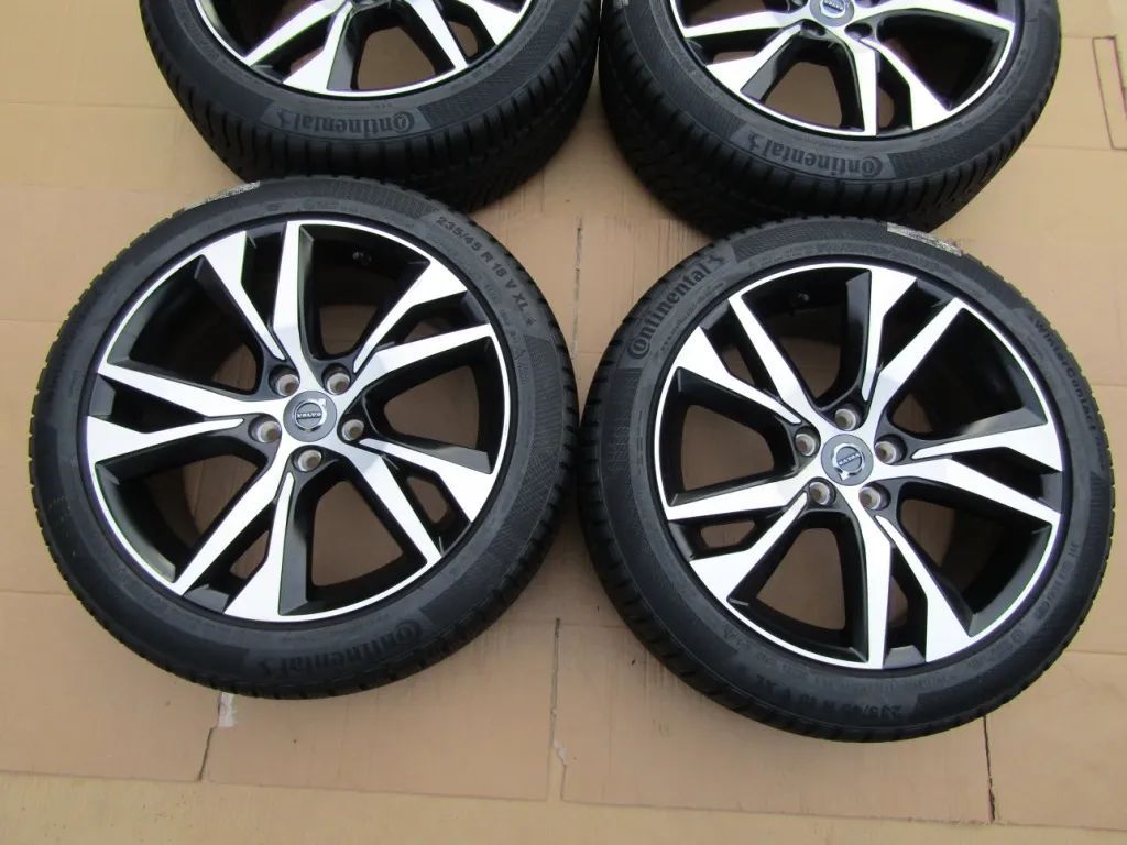 4x Felgi Koła 18 Volvo S40 V60 S90 V90 C30 S60 XC40 XC60 + Opony 235/45 18