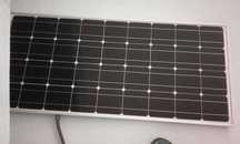 Monto paineis fotovoltaicos em Auto-caravanas