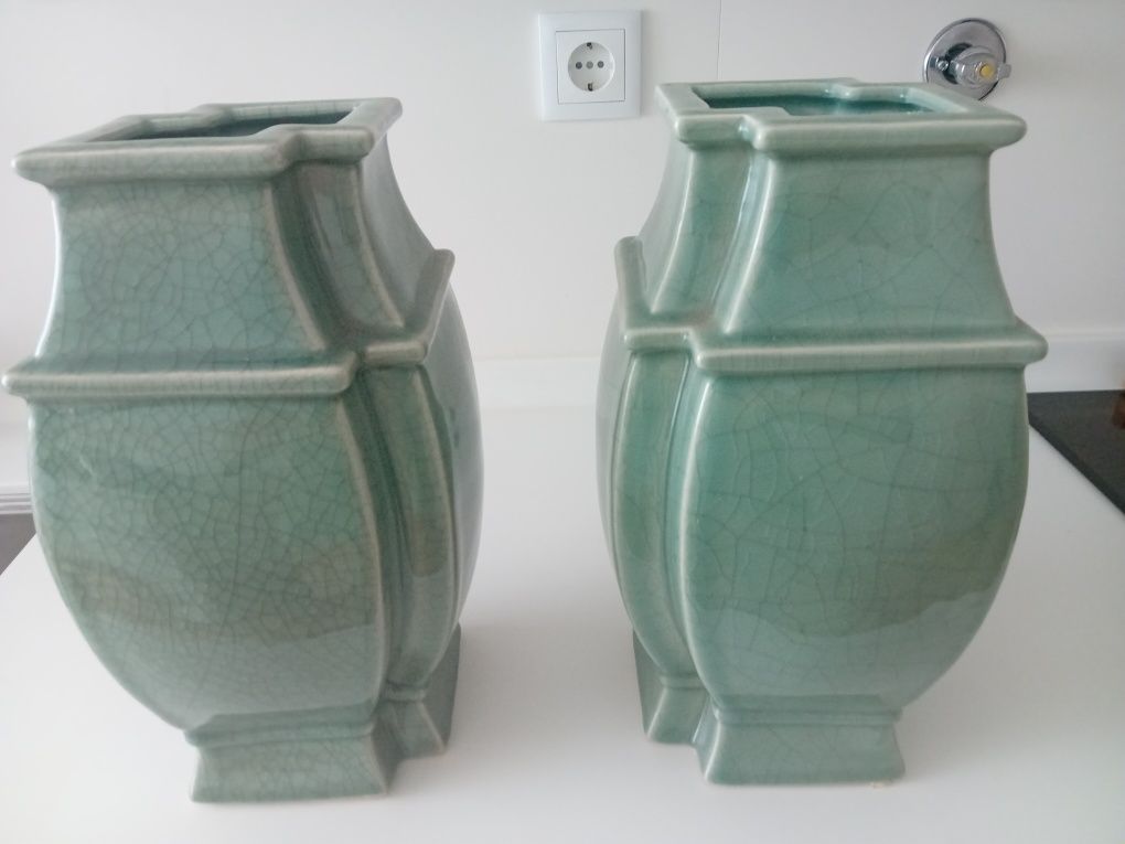 2 Jarrões e 2 Potes