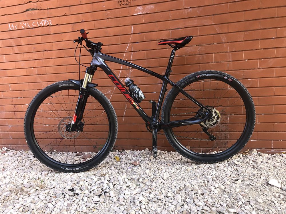 Bicicleta coluer em carbono roda 29