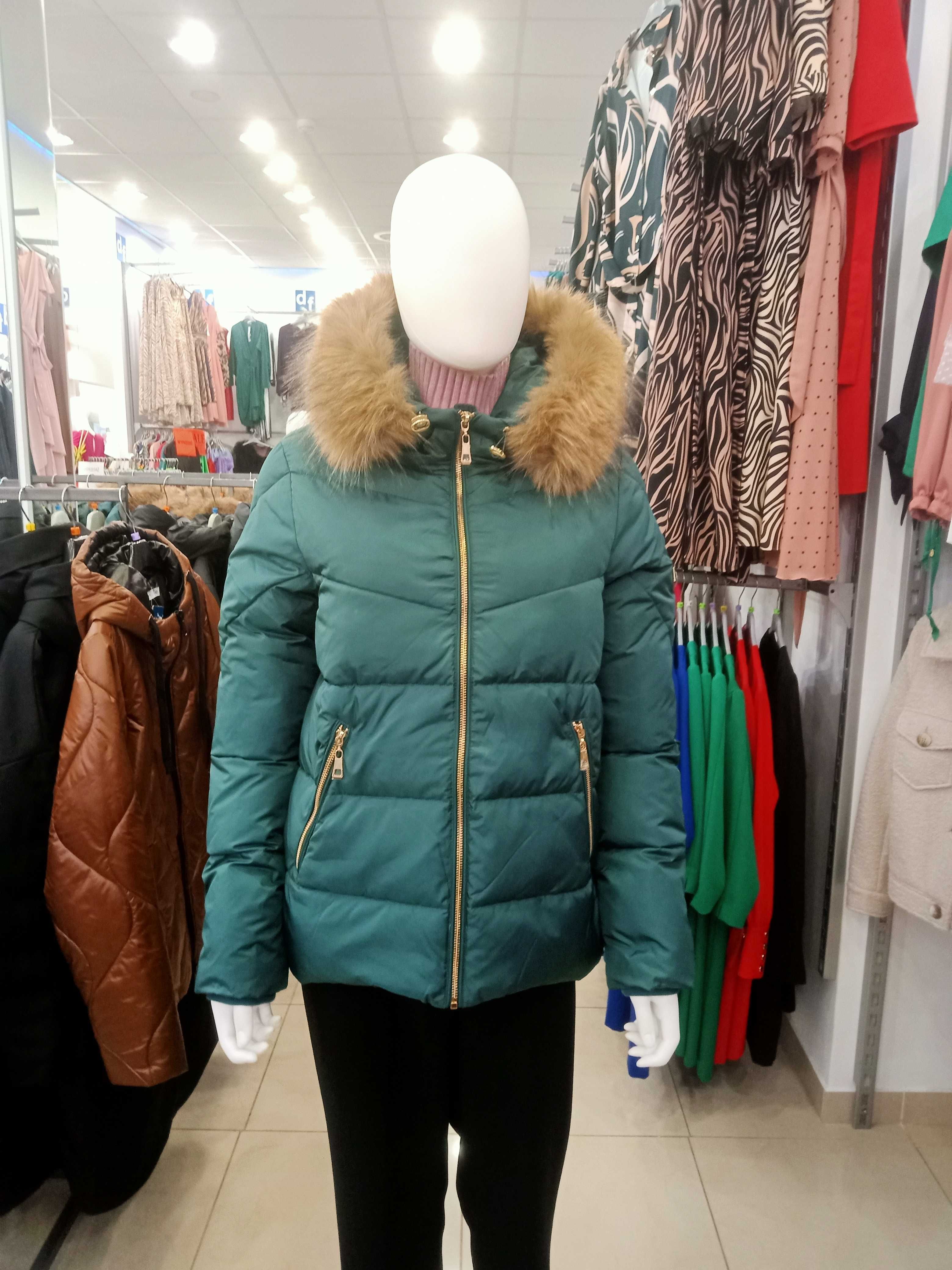 Kurtka zimowa damska ciepła pikowana z futerkiem zielona rozmiar 46
