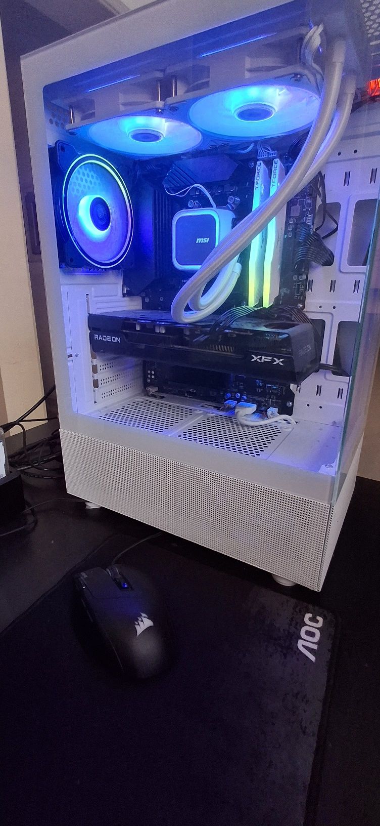Placa gráfica XFX Qick 308 rx6600xt 8gb