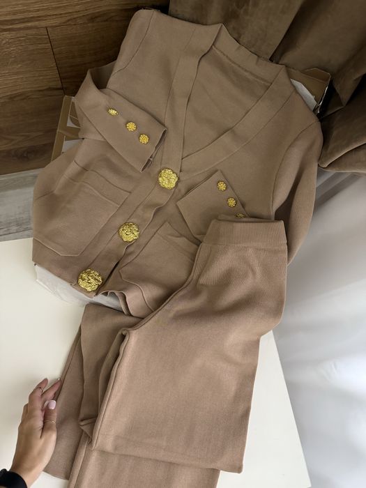 Вʼязаний костюм кардиган зі штанами s