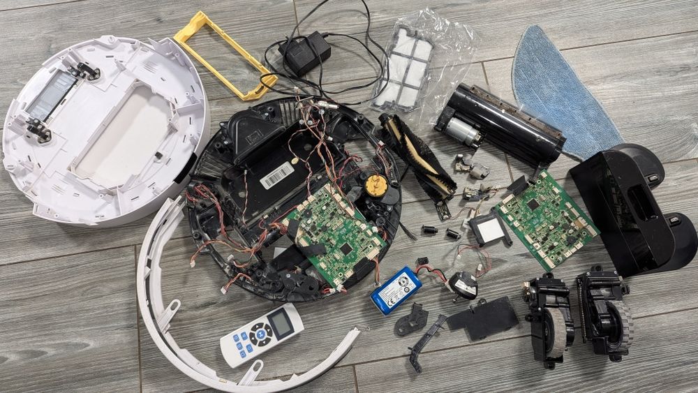 ILIFE V7s Plus робот-пилосос  на запчастини