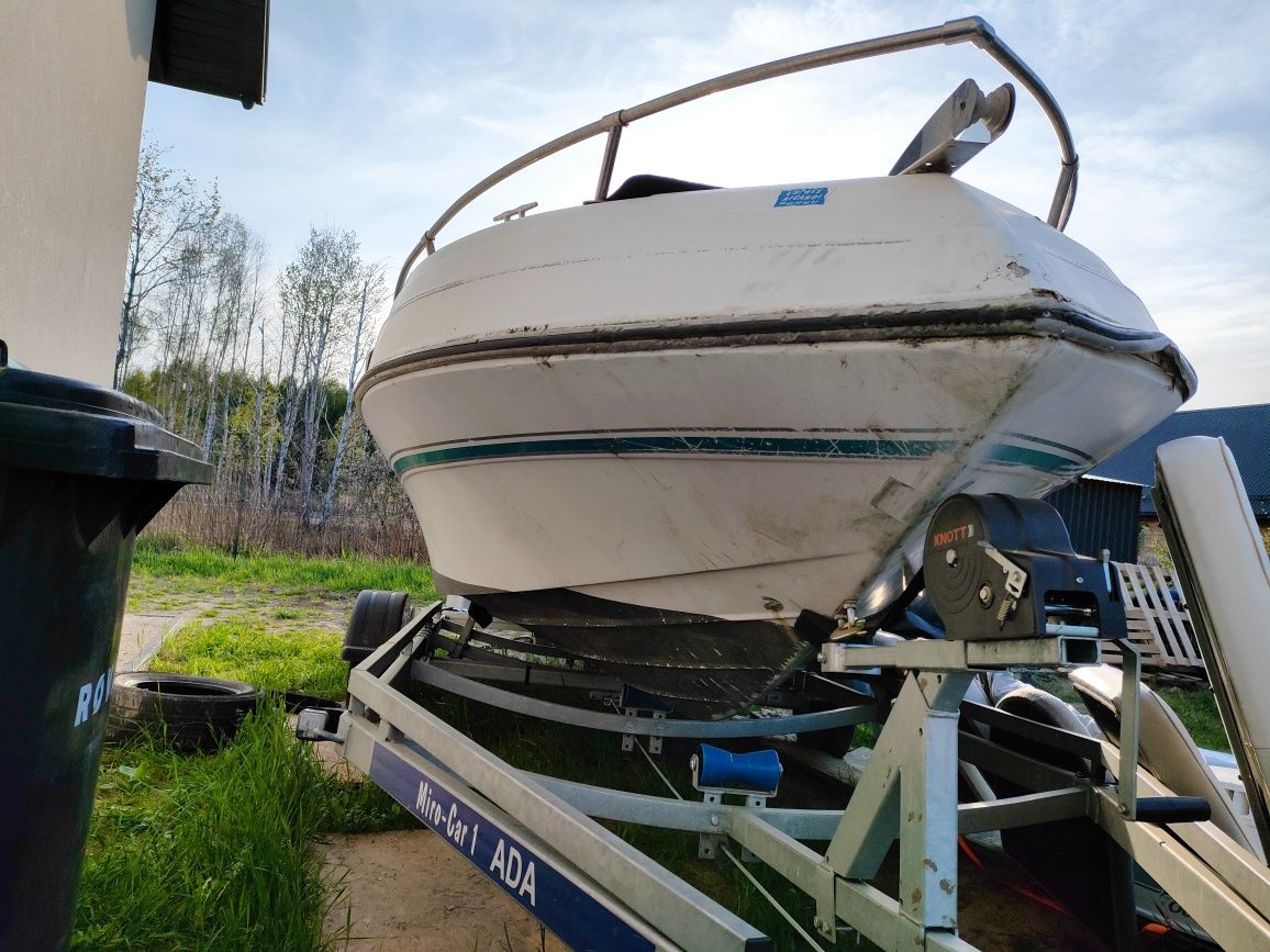 Motorówka Four wins sundowner 195