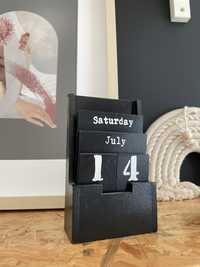 Kalendarz pudełko datownik czarny ozdoba akcesoria do domu