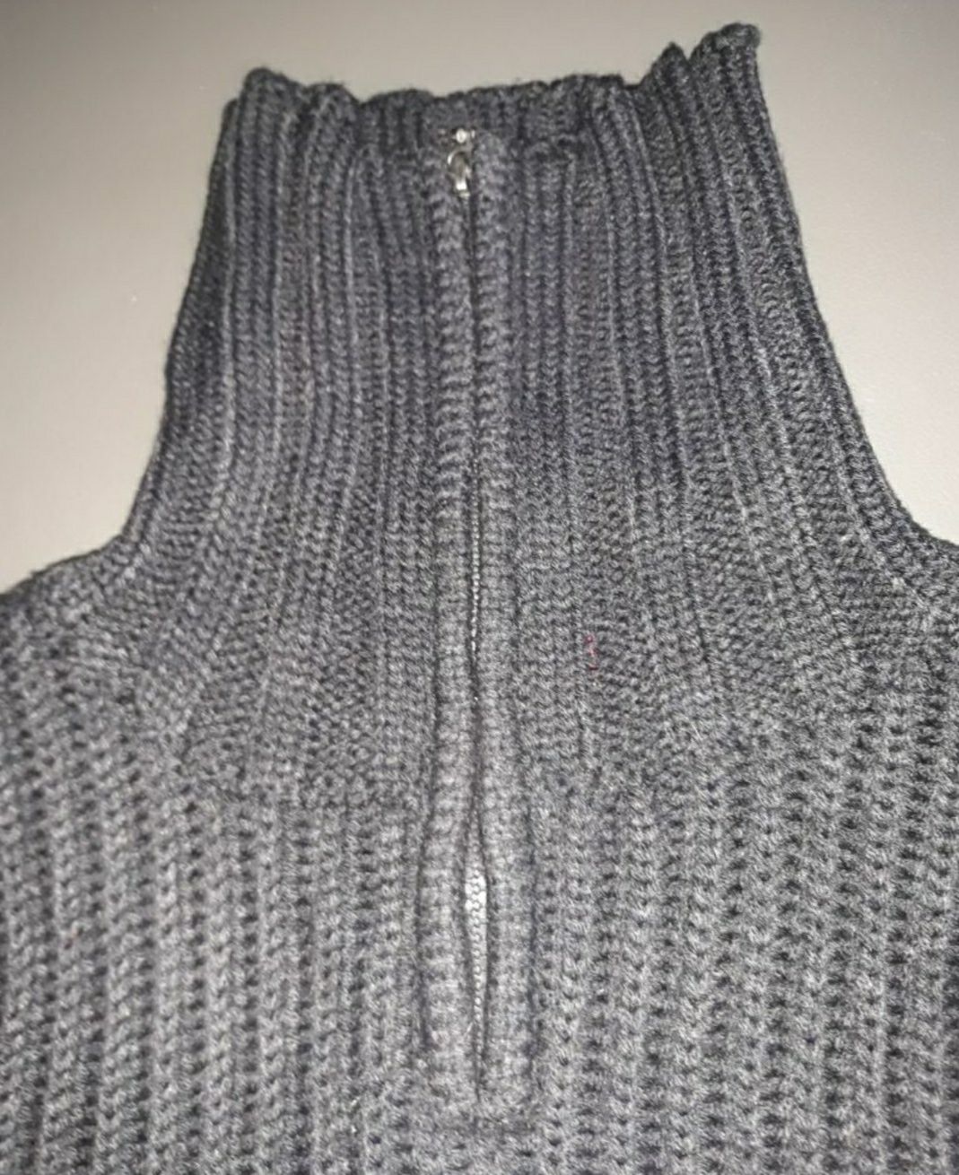 Czarny sweter Tiffi rozmiar XL