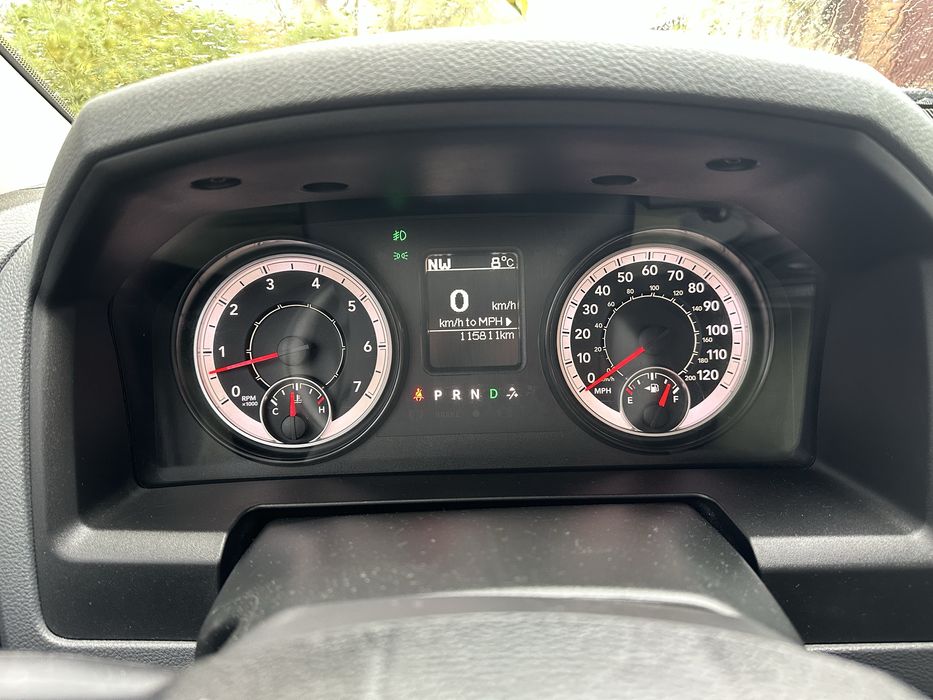 Продам легковой пикап 6 мест DODGE RAM 1500 в идеальном состоянии