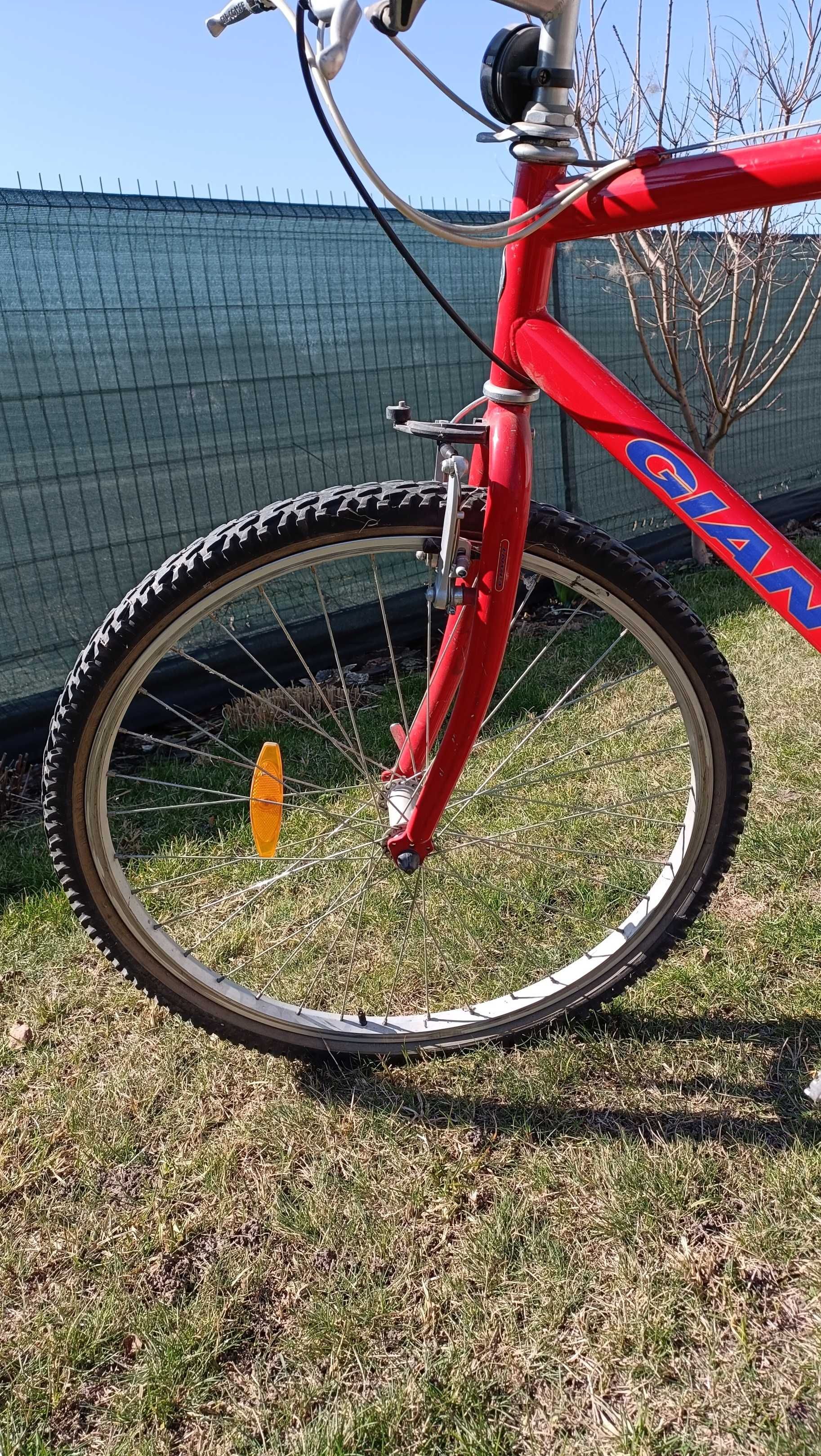 Rower Giant Boulder 520 koła 26" rama 21,5" Shimano