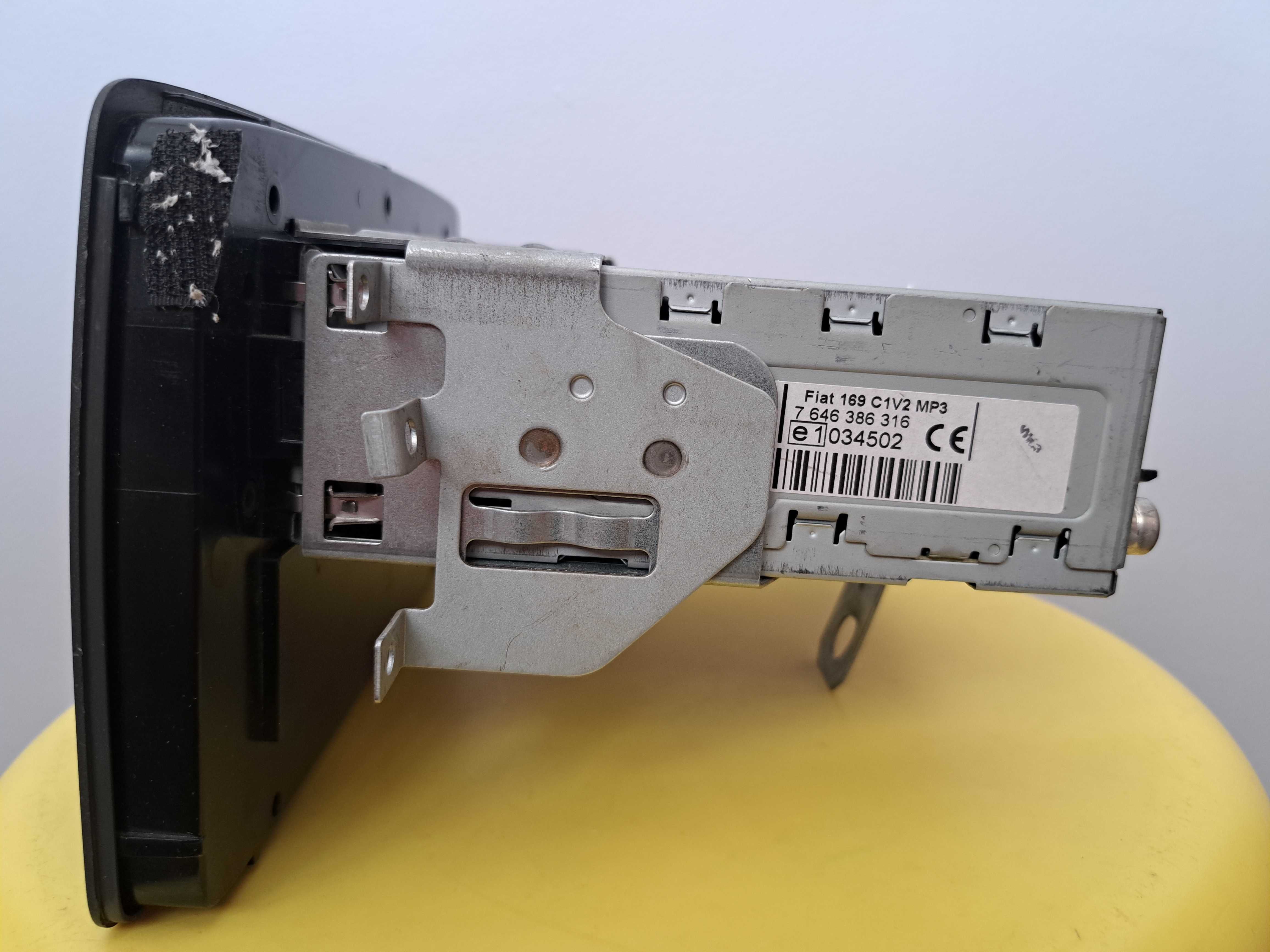 Radio Fabryczne Fiat Panda II Blaupunkt 169 Mp.3 ,booster,CD changer