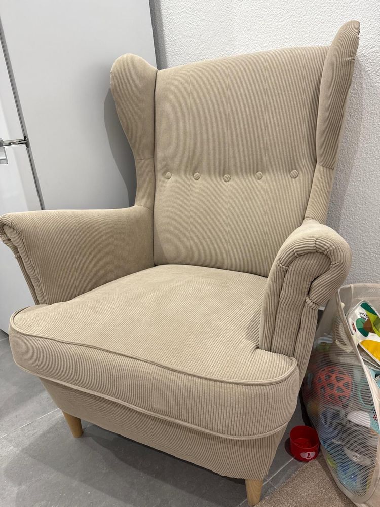 Poltrona, kelinge bege