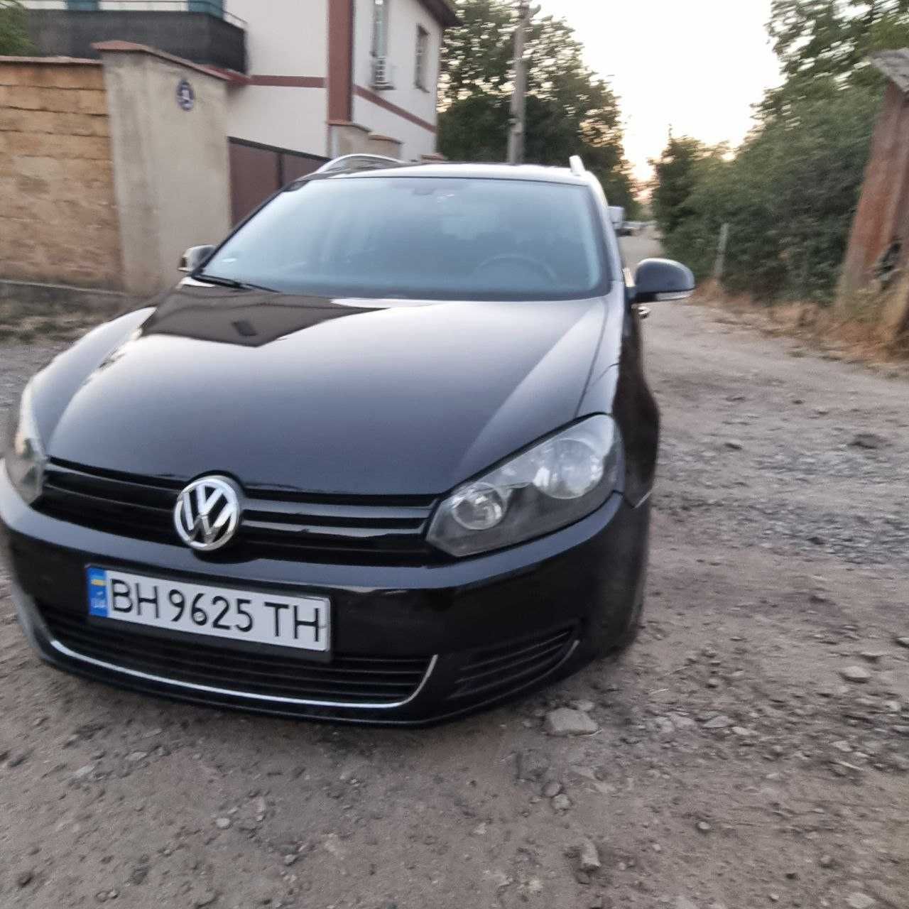 гольф6  2011 Г 1.6 бенз автомат  в отл сост