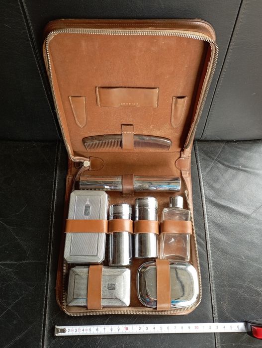 Velharias diversas (ver descrição)